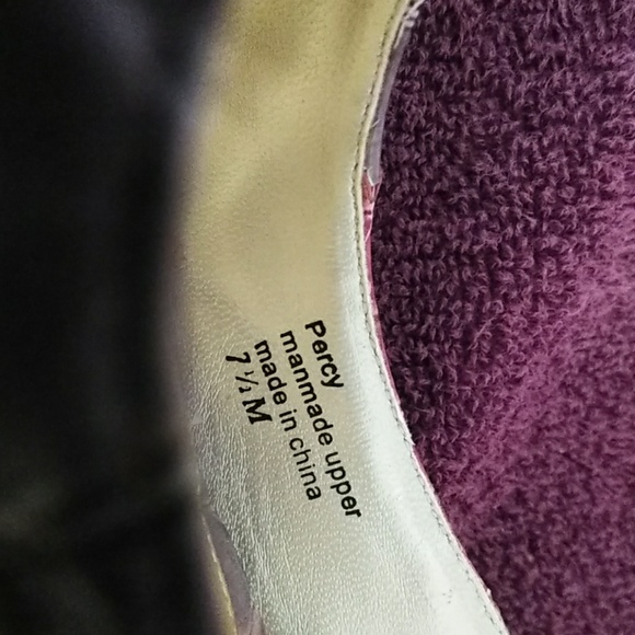 Shoes - Picture 4 of 6